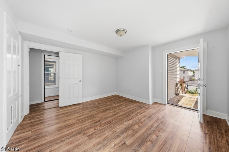 565 Madison Avenue Elizabeth NJ 07201