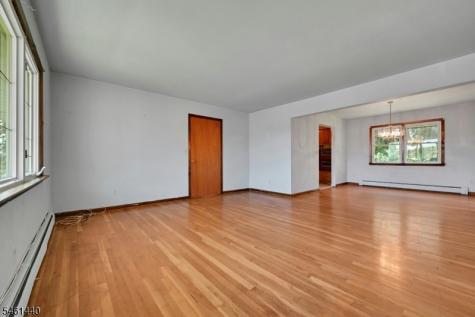 347 Chestnut Avenue South Hackensack NJ 07606