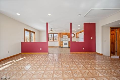 125 Merritt Avenue Bergenfield NJ 07621