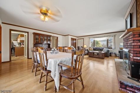 125 Merritt Avenue Bergenfield NJ 07621