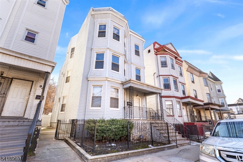 96 11TH Avenue Newark NJ 07107