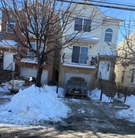 194 S 8th Street Newark NJ 07103