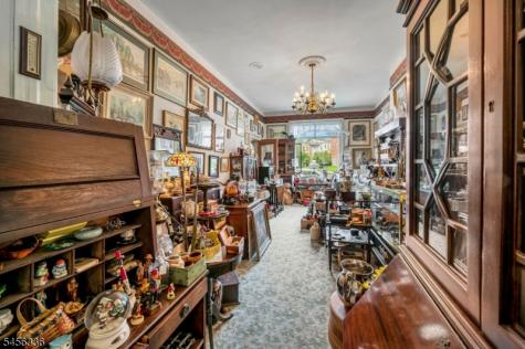 16 Greenwich Street Belvidere NJ 07823