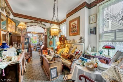 16 Greenwich Street Belvidere NJ 07823