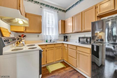 16 Greenwich Street Belvidere NJ 07823