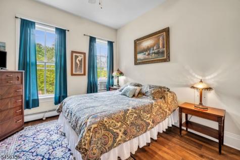 16 Greenwich Street Belvidere NJ 07823
