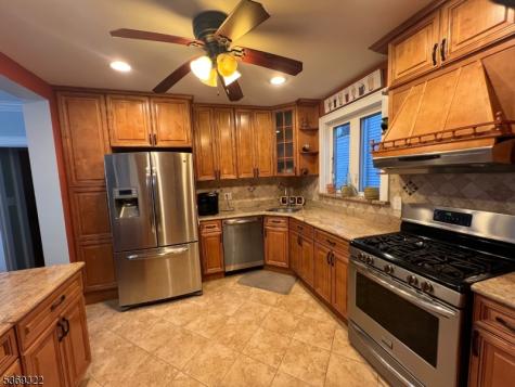 101 Ellington Street East Orange NJ 07017