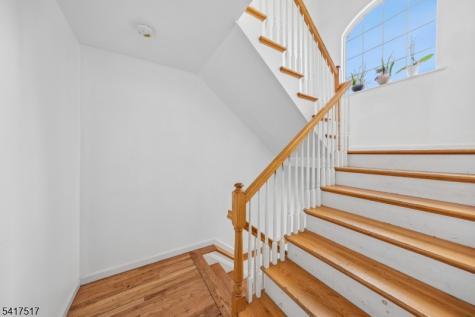 165 S Clinton Street East Orange NJ 07018