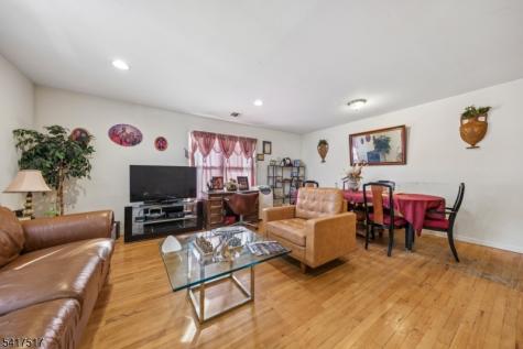 165 S Clinton Street East Orange NJ 07018