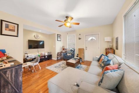 272 W. Main Street Bound Brook NJ 08805