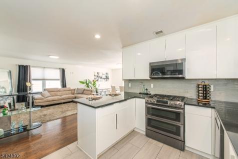 543 Livingston Street Elizabeth NJ 07206