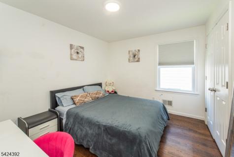 543 Livingston Street Elizabeth NJ 07206