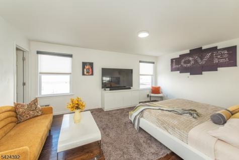 543 Livingston Street Elizabeth NJ 07206