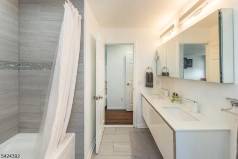 543 Livingston Street Elizabeth NJ 07206