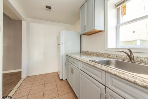 543 Livingston Street Elizabeth NJ 07206