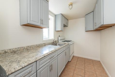 543 Livingston Street Elizabeth NJ 07206