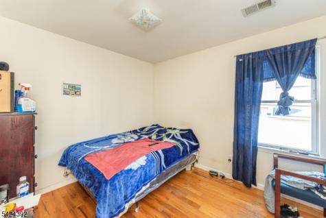 543 Livingston Street Elizabeth NJ 07206