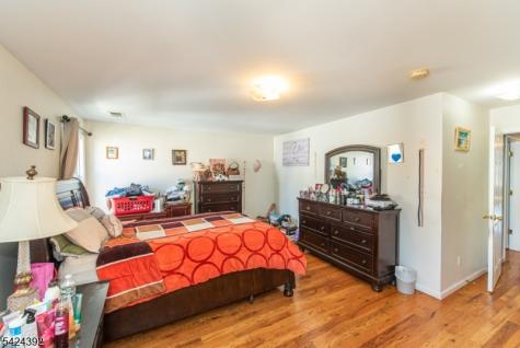 543 Livingston Street Elizabeth NJ 07206