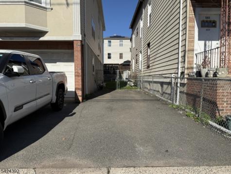 543 Livingston Street Elizabeth NJ 07206