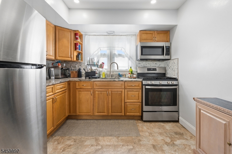 31 Barbara Street Bloomfield NJ 07003