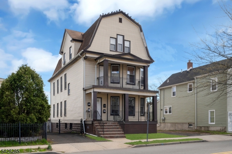 202 Sanford Street East Orange NJ 07018