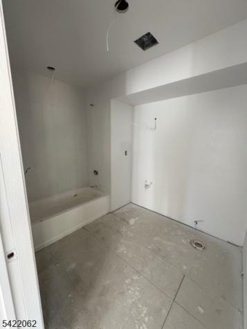 674 S 18th Street Newark NJ 07103