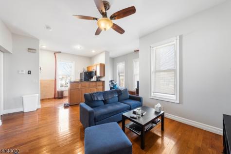 64 Washington Avenue North Plainfield NJ 07060