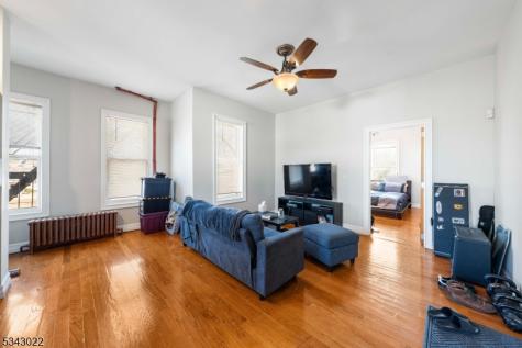 64 Washington Avenue North Plainfield NJ 07060