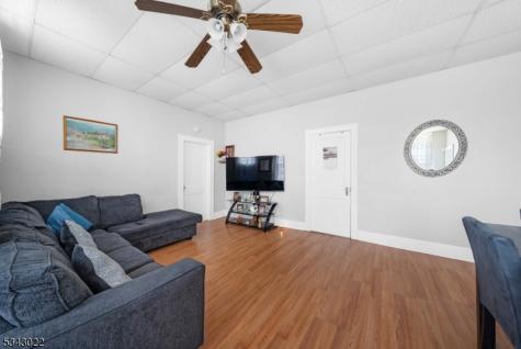 64 Washington Avenue North Plainfield NJ 07060