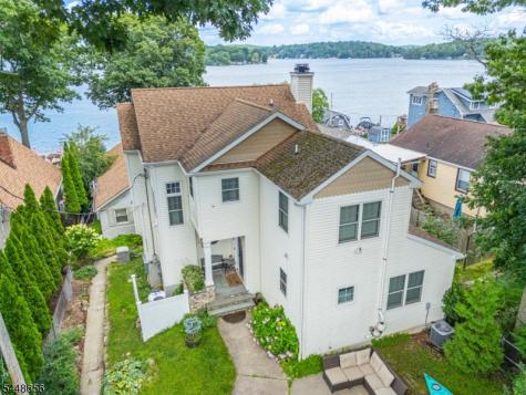 121 Maxim Drive Hopatcong NJ 07843