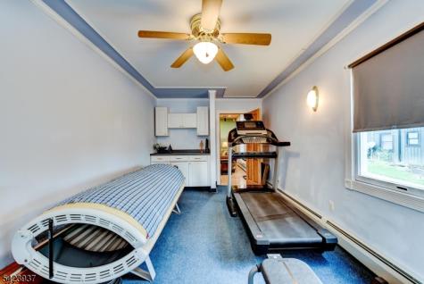 82 Newton Avenue Sussex NJ 07461