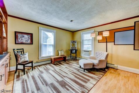 82 Newton Avenue Sussex NJ 07461