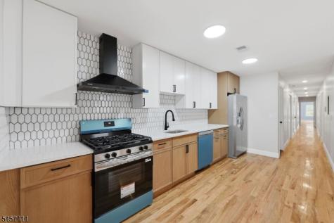134 Shepard Avenue East Orange NJ 07018