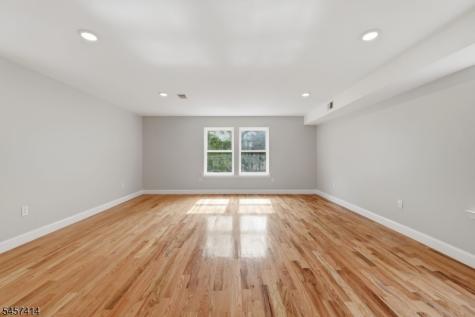 134 Shepard Avenue East Orange NJ 07018