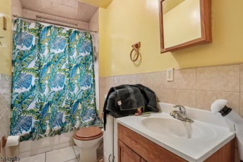 409 N 8th Street Prospect Park NJ 07508