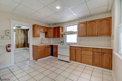 17 Logan Place Morristown NJ 07960