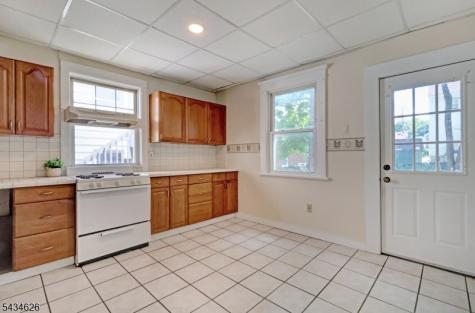 17 Logan Place Morristown NJ 07960