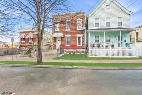 82 Randolph Avenue Clifton NJ 07011