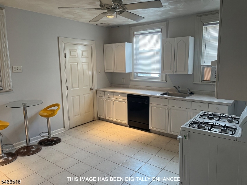 2 Howell Place Newark NJ 07106