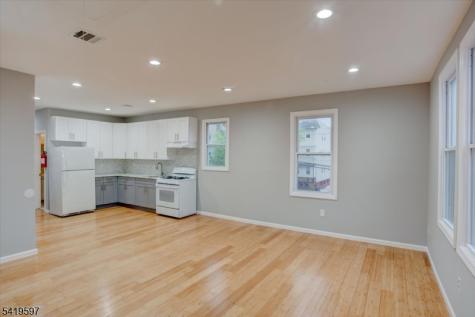 229 21ST Street Irvington NJ 07111