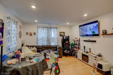 229 21ST Street Irvington NJ 07111