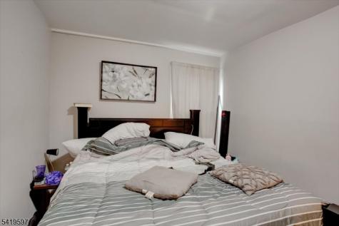 229 21ST Street Irvington NJ 07111