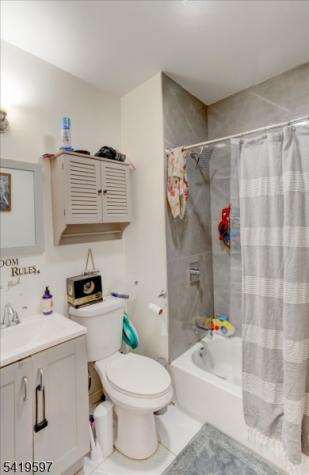 229 21ST Street Irvington NJ 07111