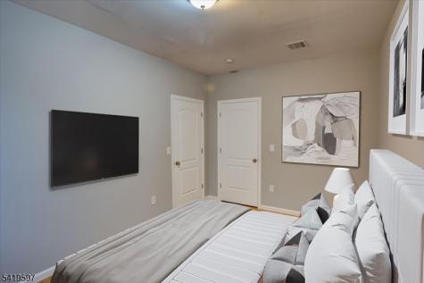 229 21ST Street Irvington NJ 07111