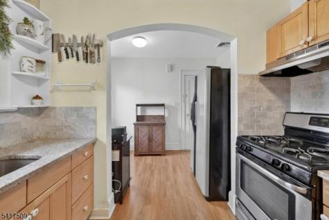 10 Brookside Avenue Hawthorne NJ 07506