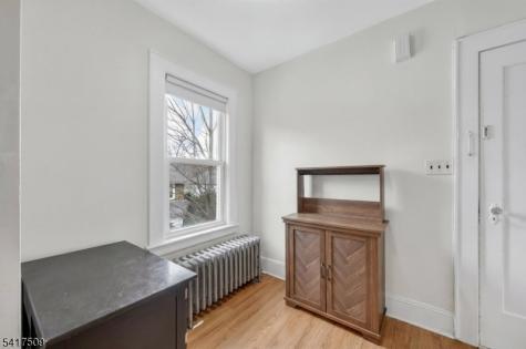 10 Brookside Avenue Hawthorne NJ 07506