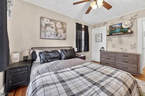 10 Brookside Avenue Hawthorne NJ 07506
