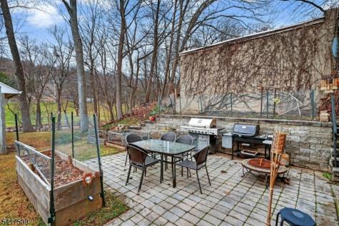 10 Brookside Avenue Hawthorne NJ 07506