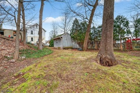 10 Brookside Avenue Hawthorne NJ 07506