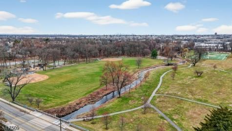 10 Brookside Avenue Hawthorne NJ 07506